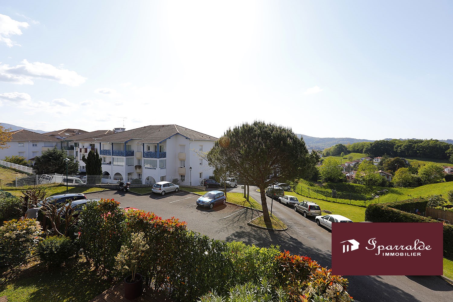Hendaye(64) : appartement T2  avec belle Terrasse+ Cave+Parking à ac...