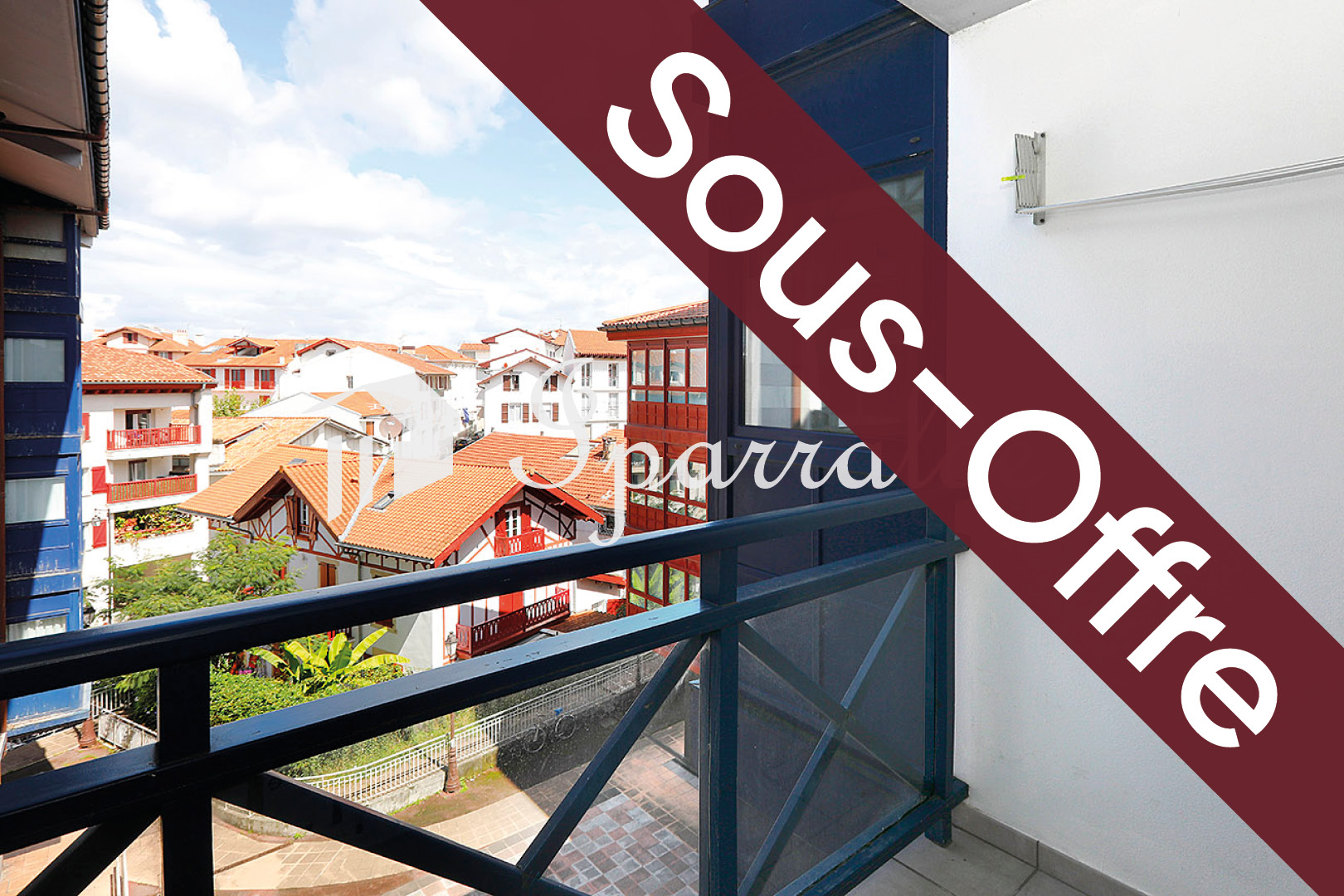 En plein cœur d’Hendaye, découvrez ce charmant appartement T2 de ...